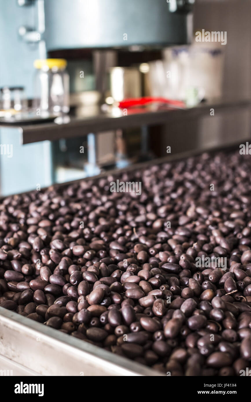 Vacuum packed olives hires stock photography and images Alamy