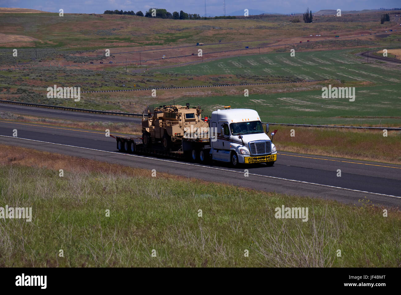 Military trailer hi-res stock photography and images - Alamy