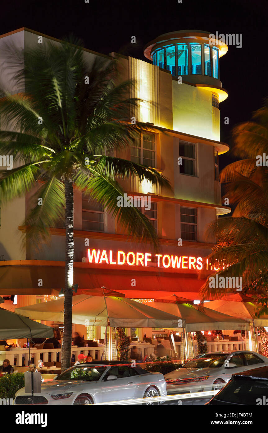 Waldorf Towers Hotel, Miami Beach, Florida, USA Stock Photo