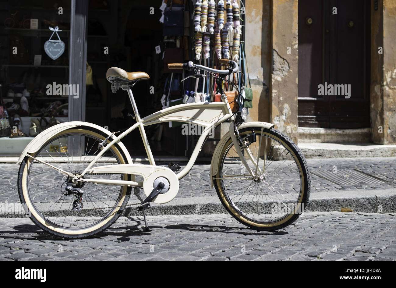 Vintage italian style bicycle Stock Photo Alamy