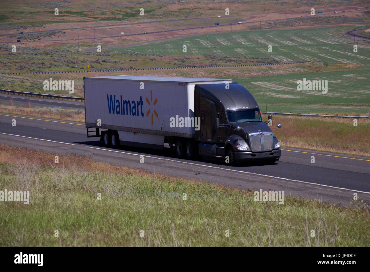 Wal-Mart Semi-Truck In Rural Oregon, USA Stock Photo