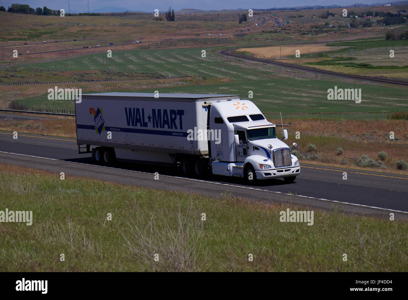 Wal-Mart Semi-Truck In Rural Oregon, USA Stock Photo