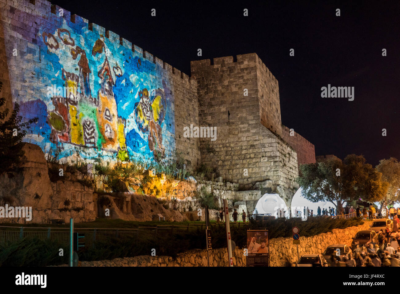 Jerusalem, Israel. 28th June, 2017. jerusalem, Israel. art shows and illuminations between the Jaffa gate, the Tower of David and the Zion gate, during the annual 'Light in Jerusalem' festival in the old city. Credit: Yagil Henkin/Alamy Live News Stock Photo