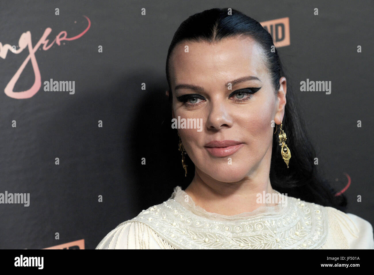 Debi mazar hi-res stock photography and images - Alamy