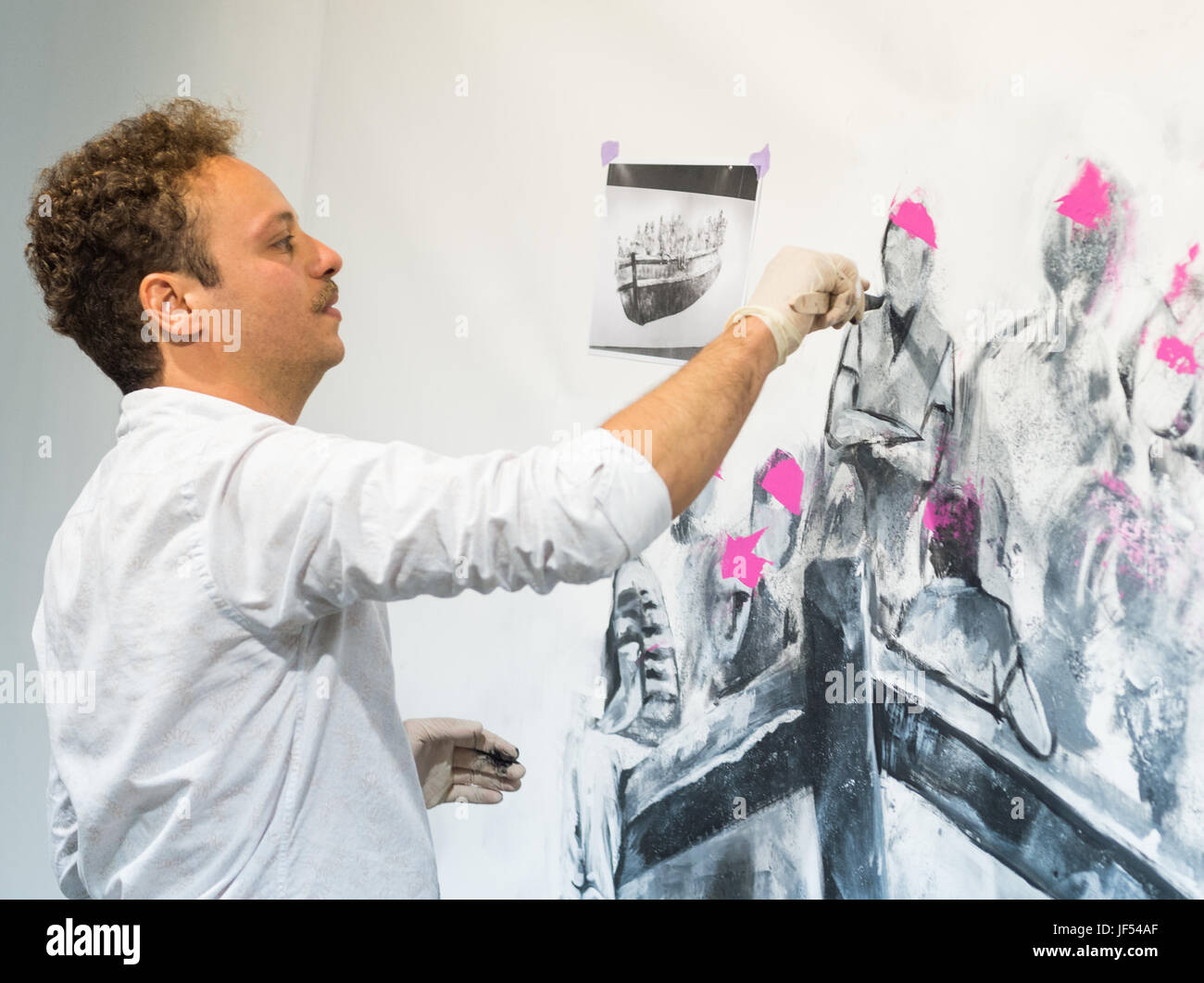 Hamburg, Germany. 29th June, 2017. Syrian artist Abdalla AlOmari