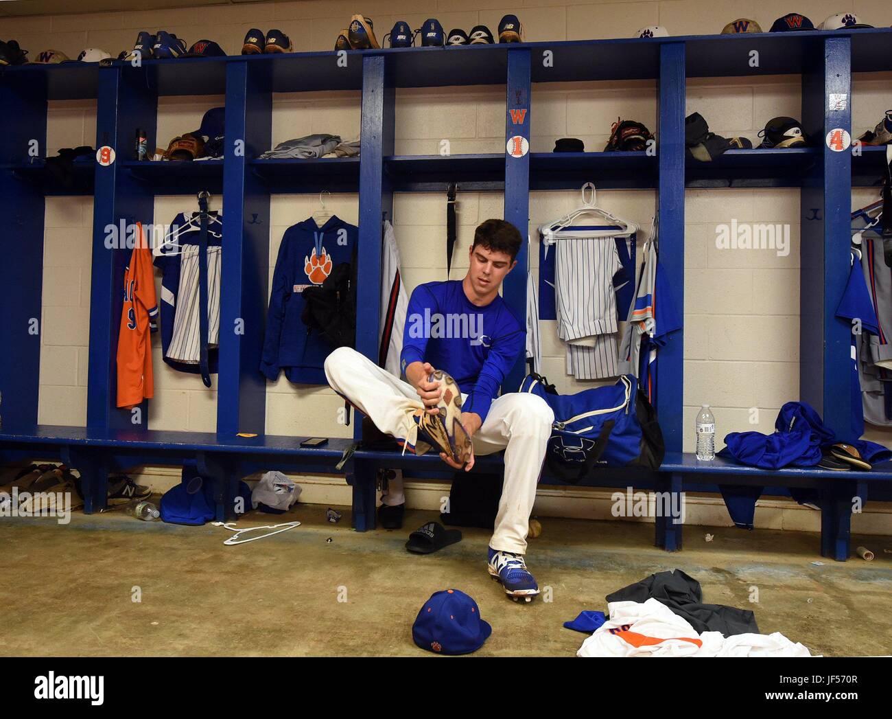 Baseball locker room  Vestiário, Estádios