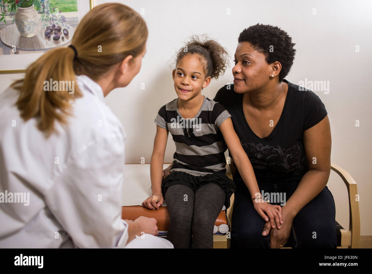 Nurse doctor talking together work hi-res stock photography and images ...