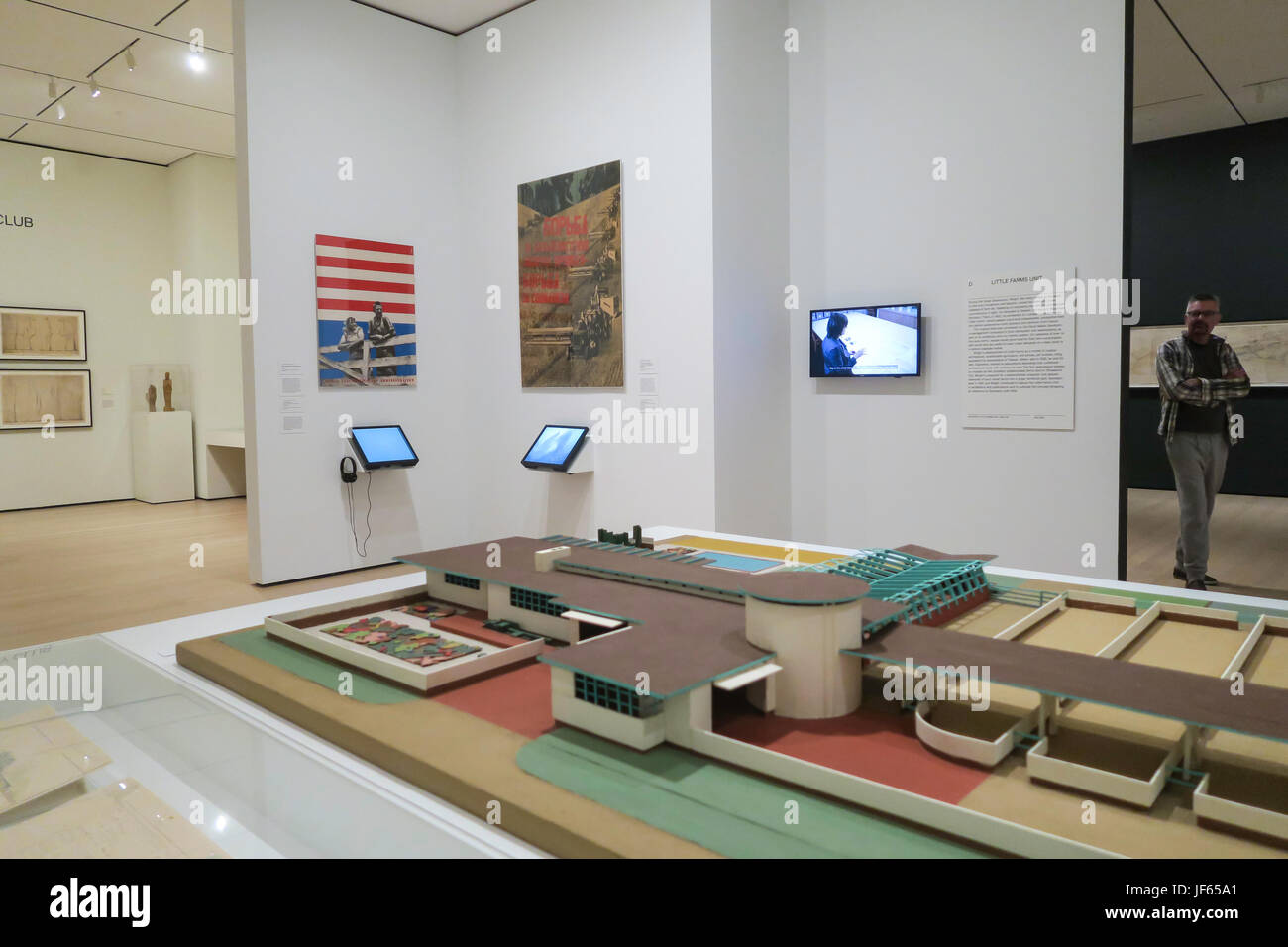 Exhibition layout hires stock photography and images Alamy