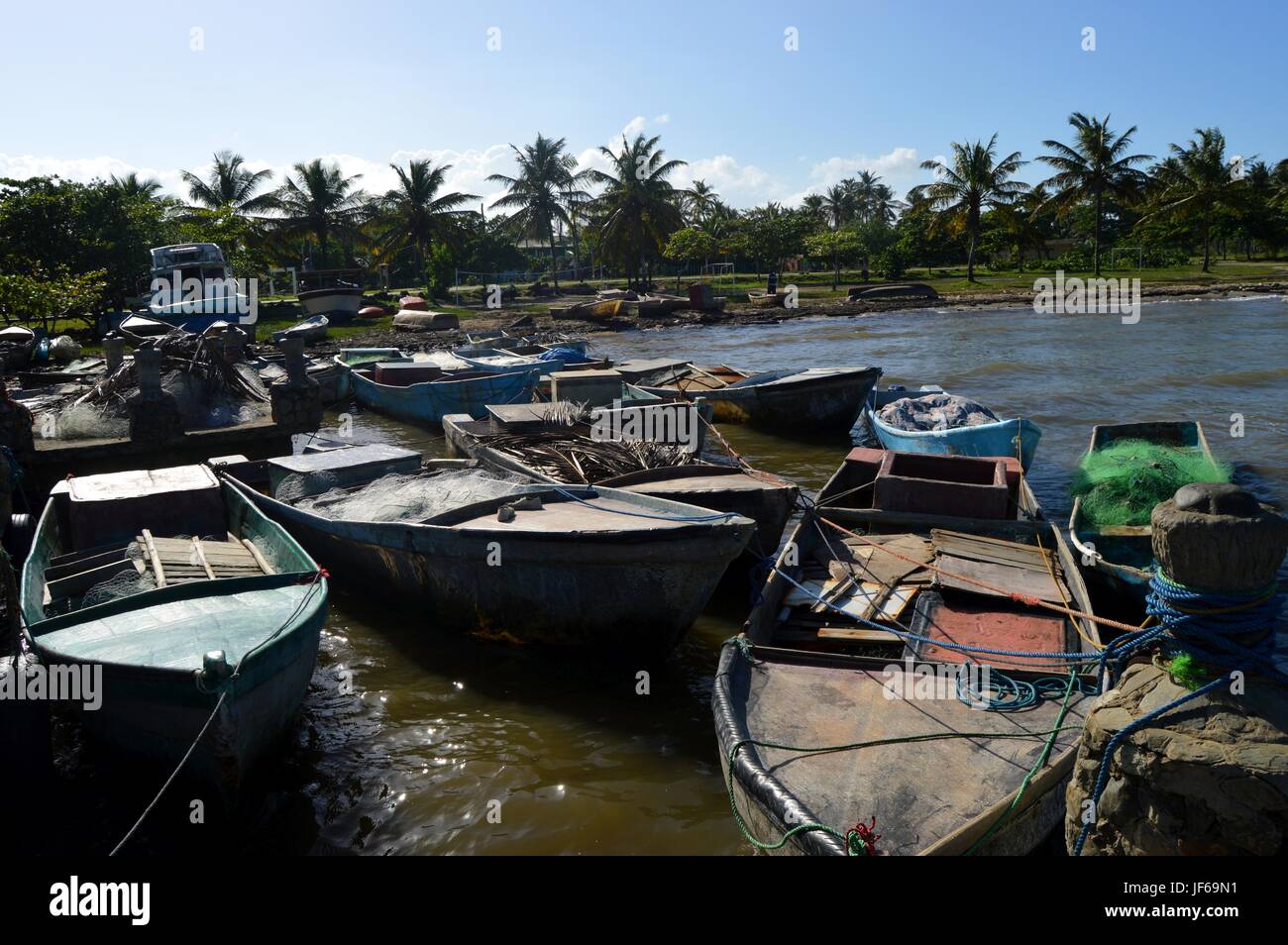 Several small fishing boats hi-res stock photography and images - Alamy