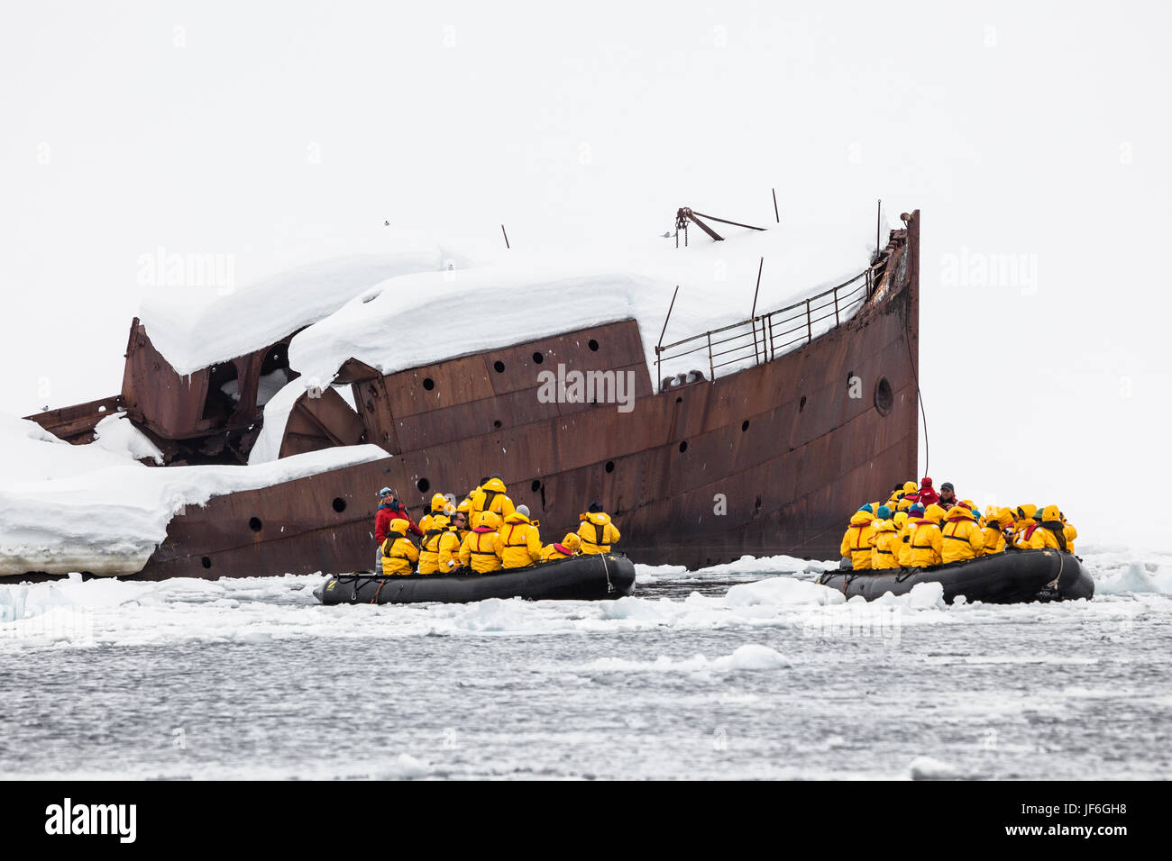 Antarctic whaling hi-res stock photography and images - Alamy