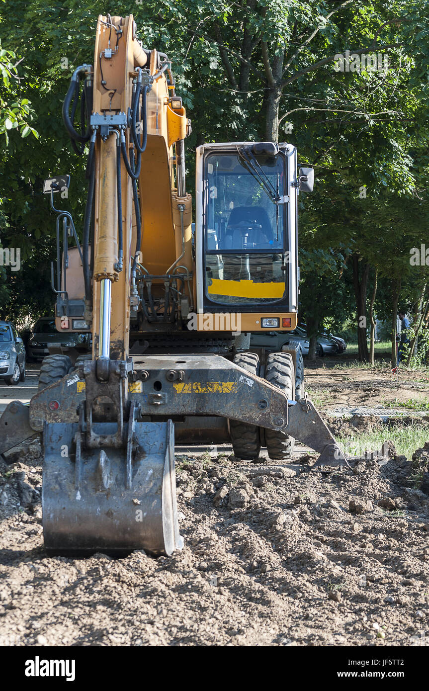 Excavator parking hires stock photography and images Alamy