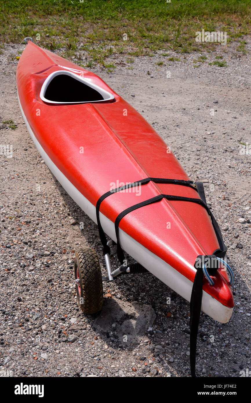 kayak on the beach Stock Photo - Alamy