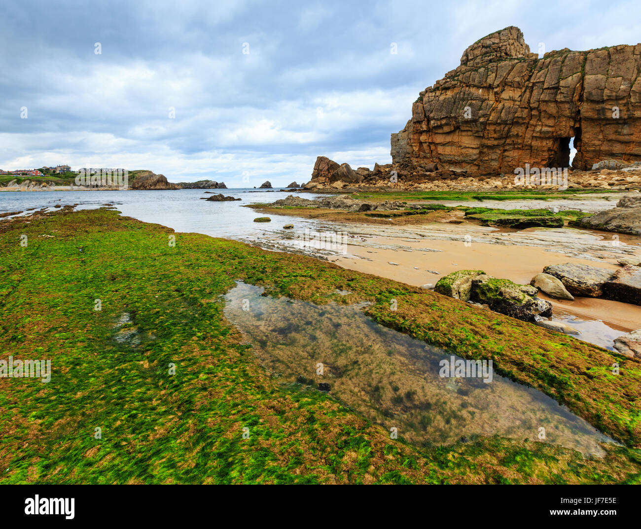 Atlantic Ocean rocky coast Stock Photo - Alamy