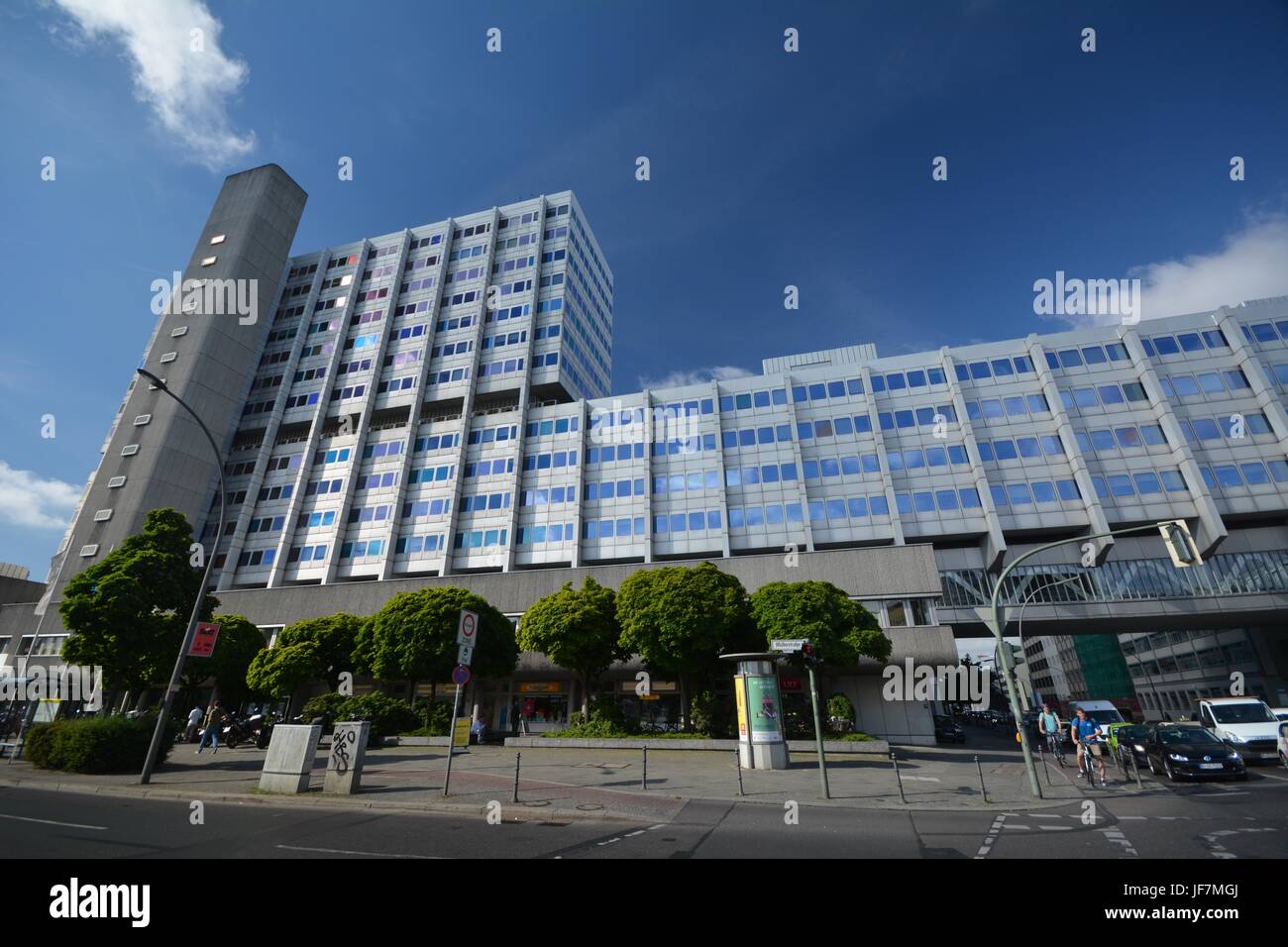 Bayer Pharma AG, Administration and laboratory buildings of Bayer HealthCare Pharmaceuticals in