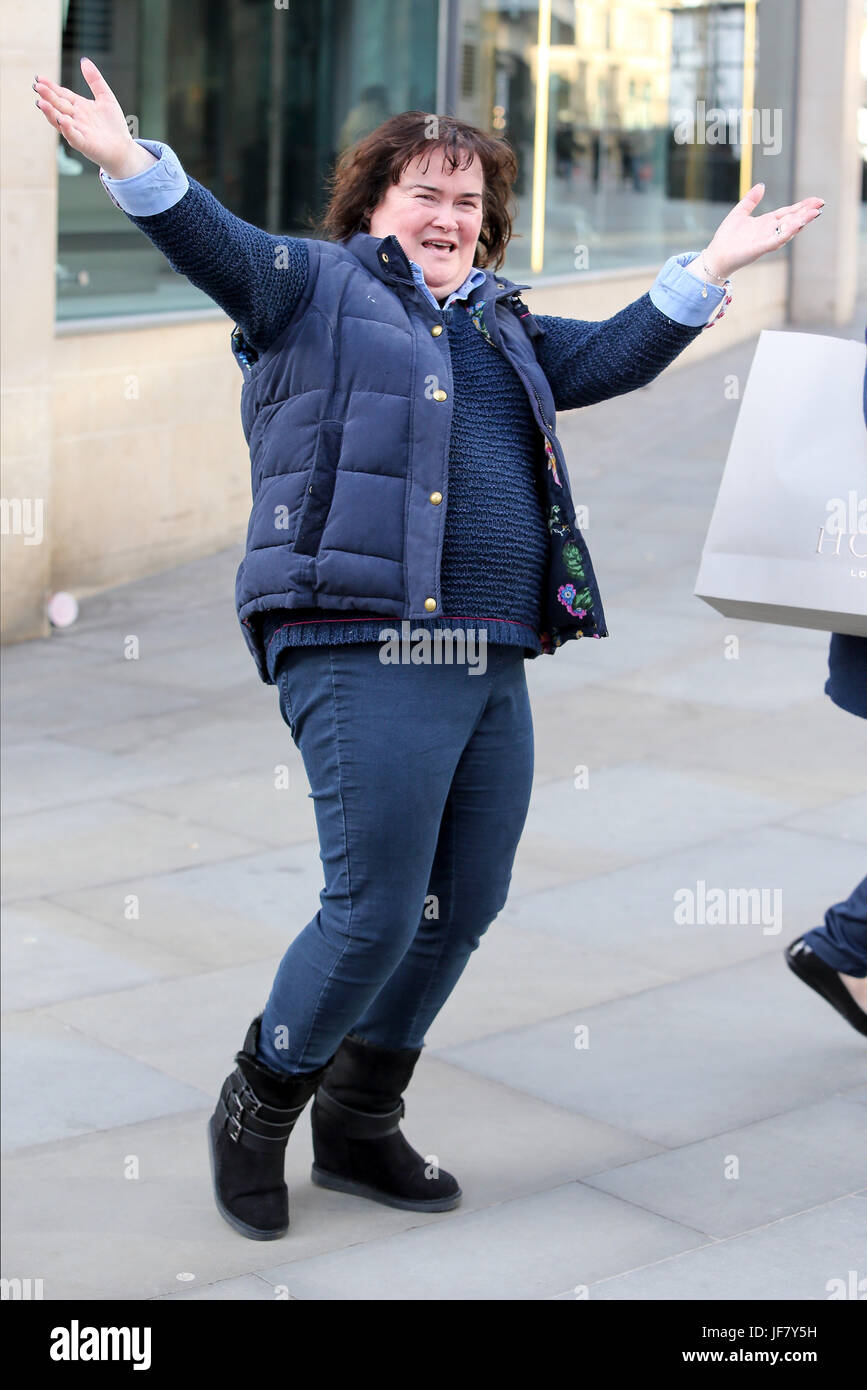 Susan Boyle seen shopping in Manchester the day before her gig at Manchester Bridgewater Hall. Stock Photo