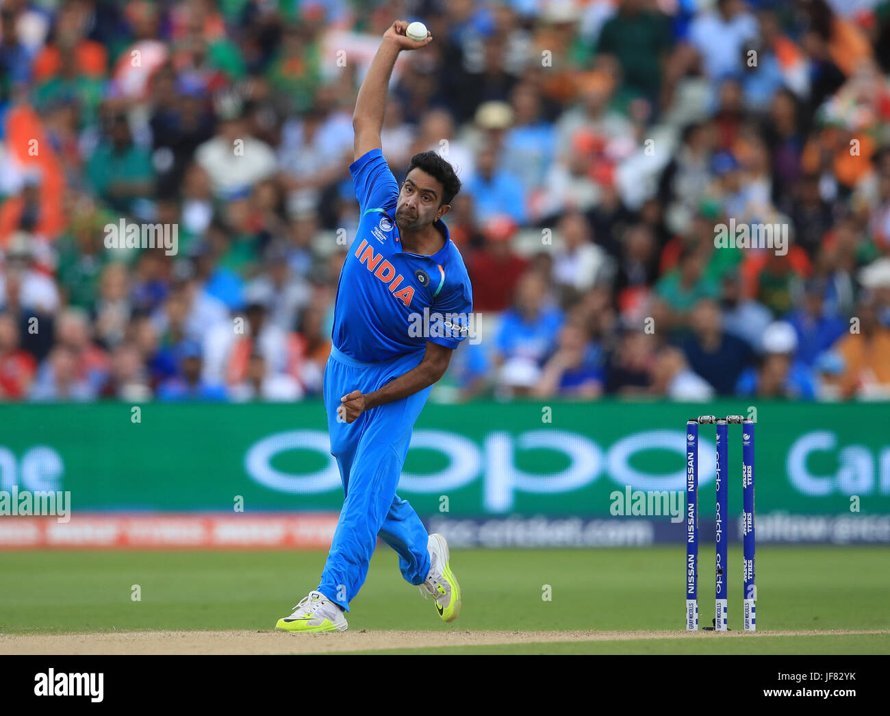 Ravichandran Ashwin, India Stock Photo - Alamy