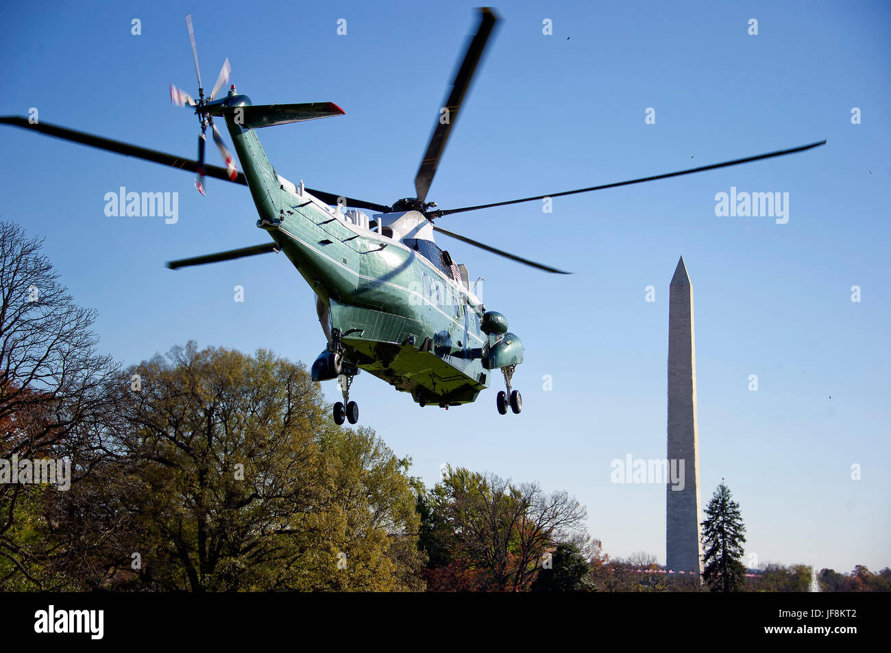 Marine One, with United States President Barack Obama aboard, departs the White House in Washington, DC en route to Joint Base Andrews in Maryland from where the President will fly to Turkey for the G20 Summit on Saturday, November 14, 2015. Credit: Ron Sachs / Pool via CNP /MediaPunch Stock Photo
