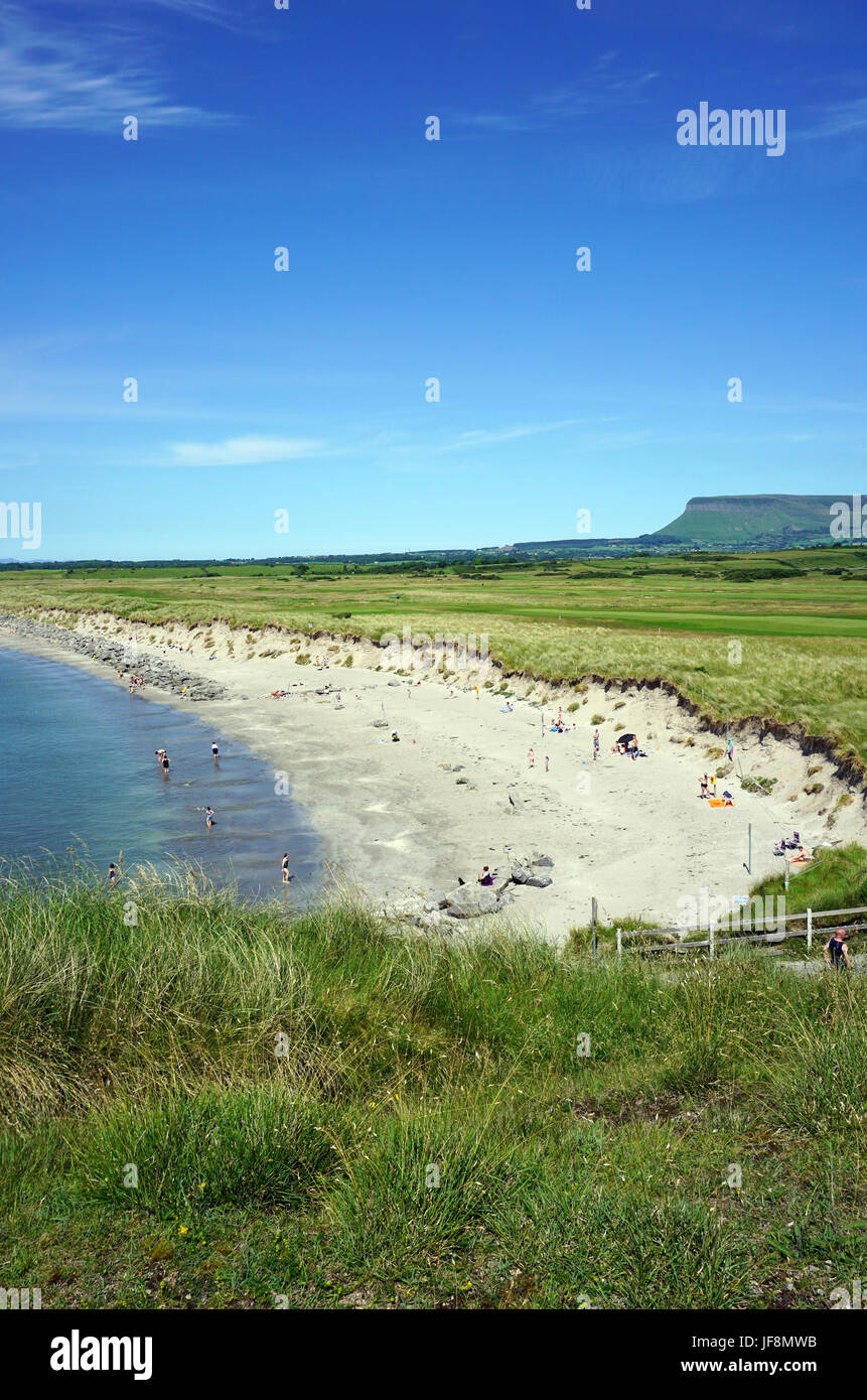 Rosses point beach sligo hi-res stock photography and images - Alamy