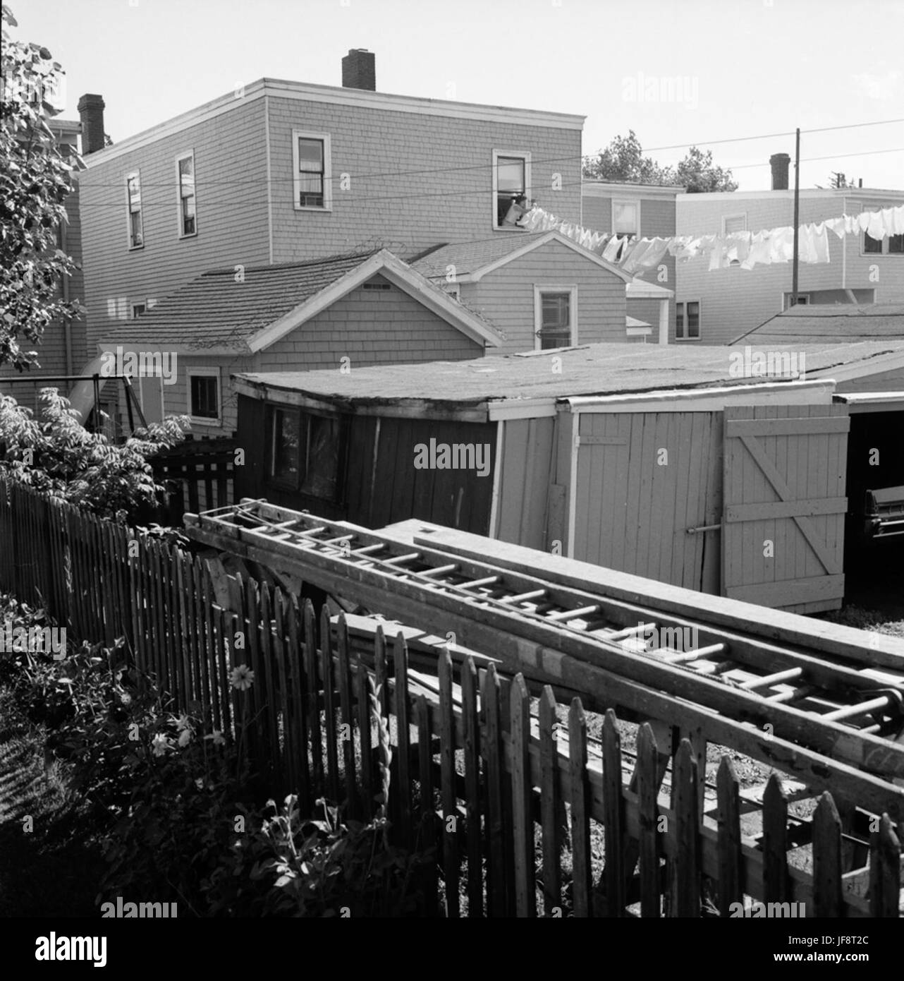 6252 Lawrence St 32892153743 o Stock Photo - Alamy