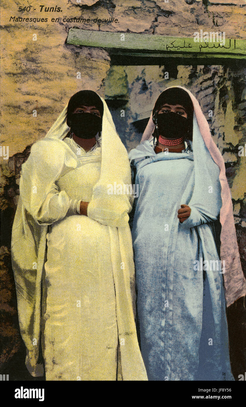 Arab women. Tunis, Tunisia. Late 19th / early 20th century postcard Stock Photo