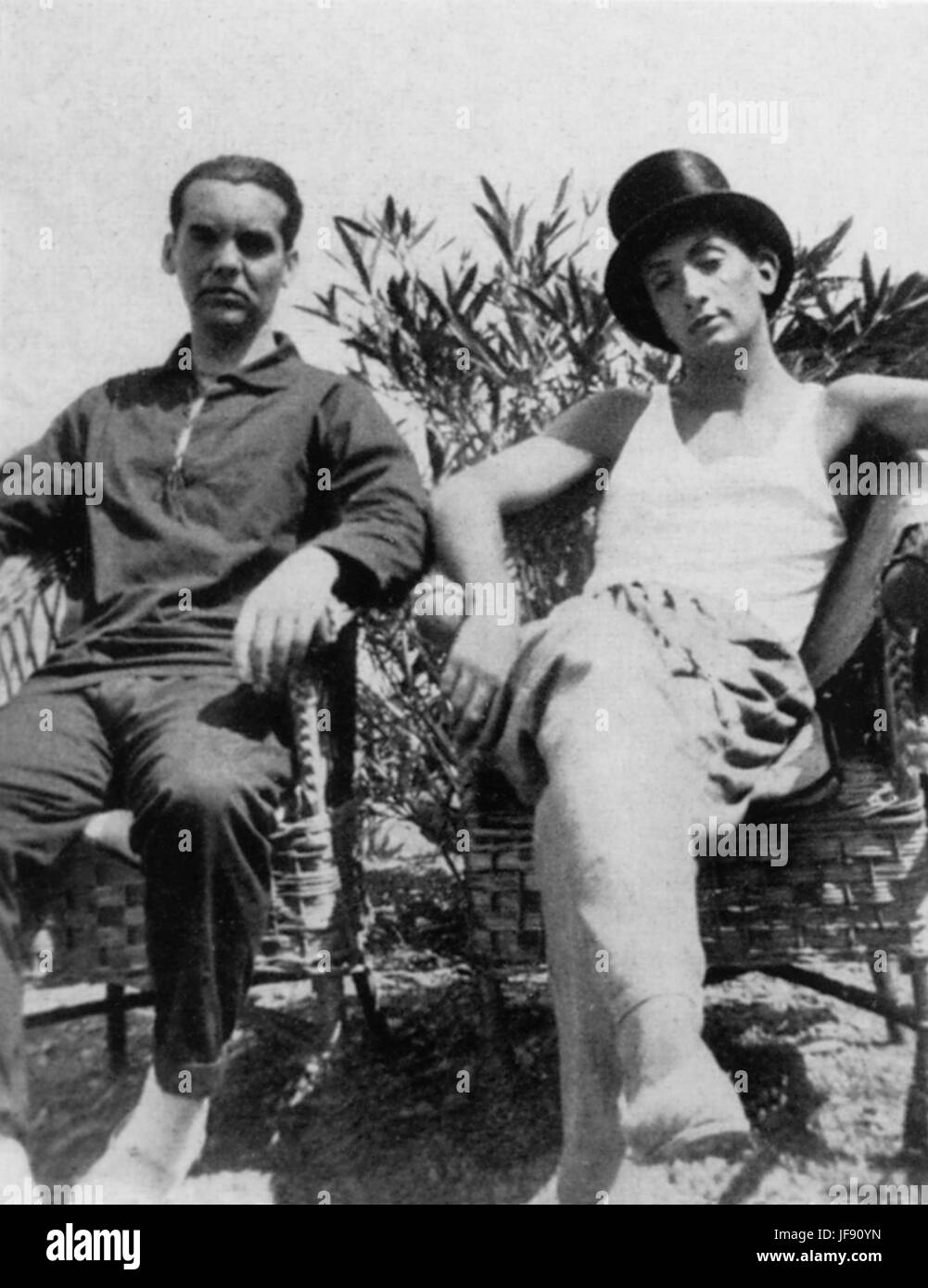 Federico Garcia Lorca (left), Spanish poet and dramatist 1898-1936. A young Salvador Dali (right), Spanish surrealist artist, 1904 - 1989. Stock Photo