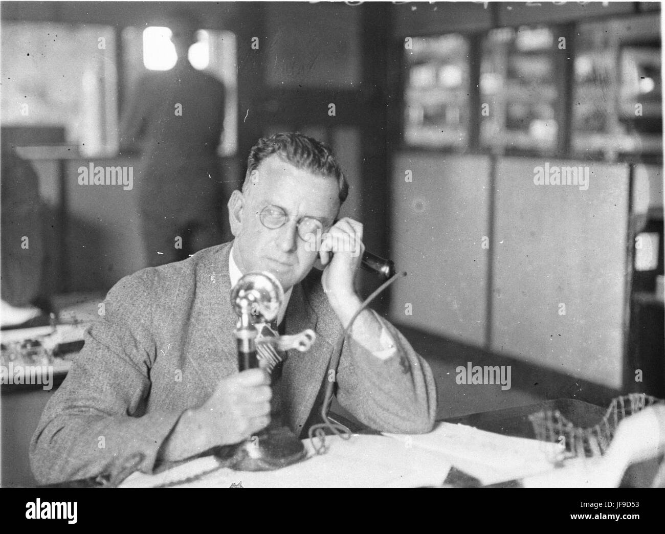 Chief Engineer At His Desk 30933225734 O Stock Photo Alamy