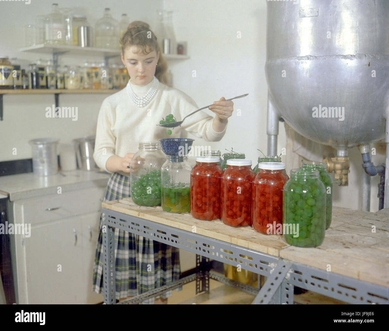 Technician drawing stock hi-res stock photography and images - Alamy