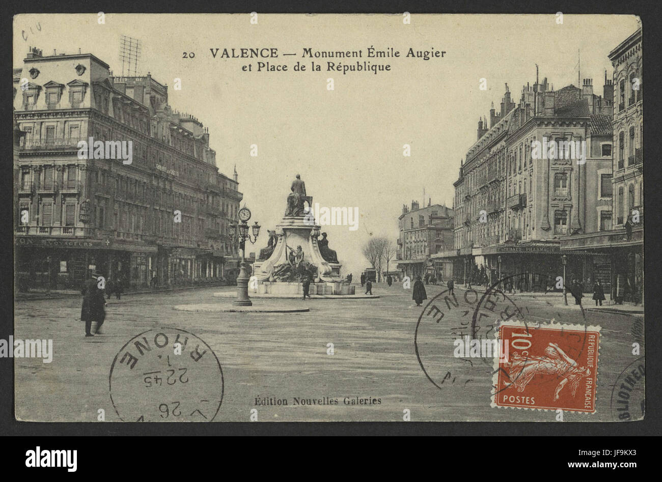 Valence - Monument Émile Augier et Place de la République 34184582300 o Stock Photo