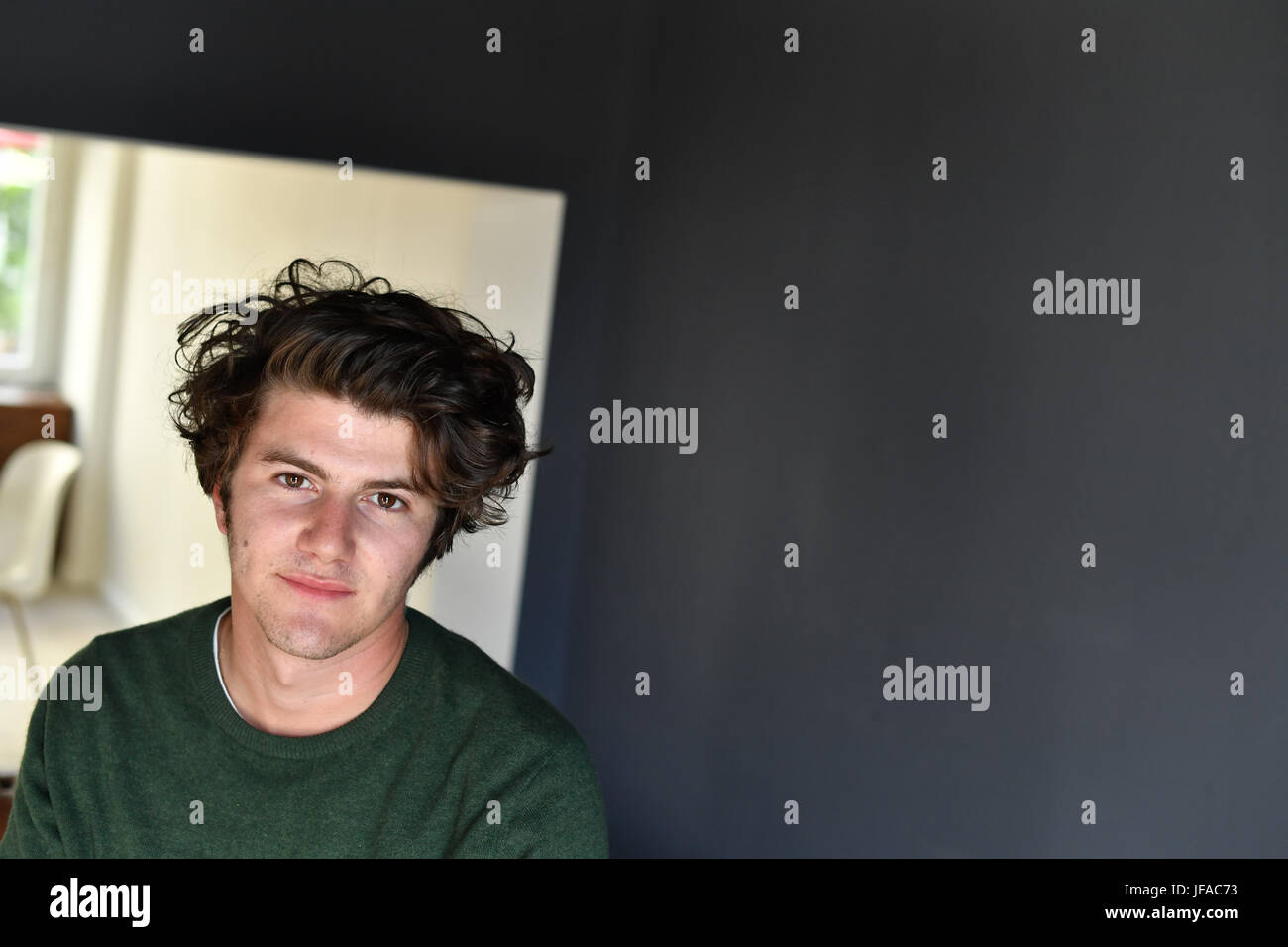 Berlin, Germany. 27th June, 2017. Swiss singer-songwriter Julian Pollina AKA Faber poses for a photograph in Berlin, Germany, 27 June 2017. Photo: Jens Kalaene/dpa-Zentralbild/ZB/dpa/Alamy Live News Stock Photo