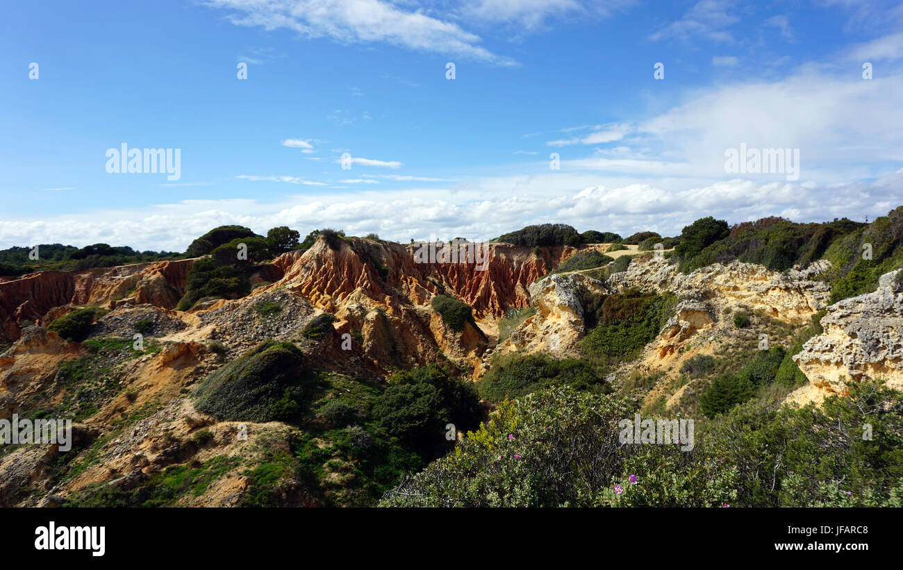 Red Iron Rocks Iron rocks hi-res stock photography and images - Alamy