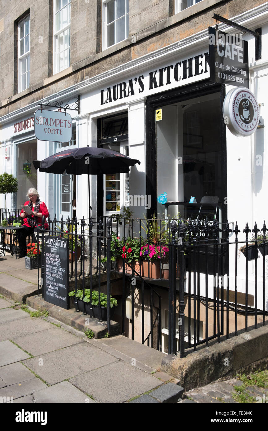 Shops in William Street, Edinburgh Stock Photo Alamy
