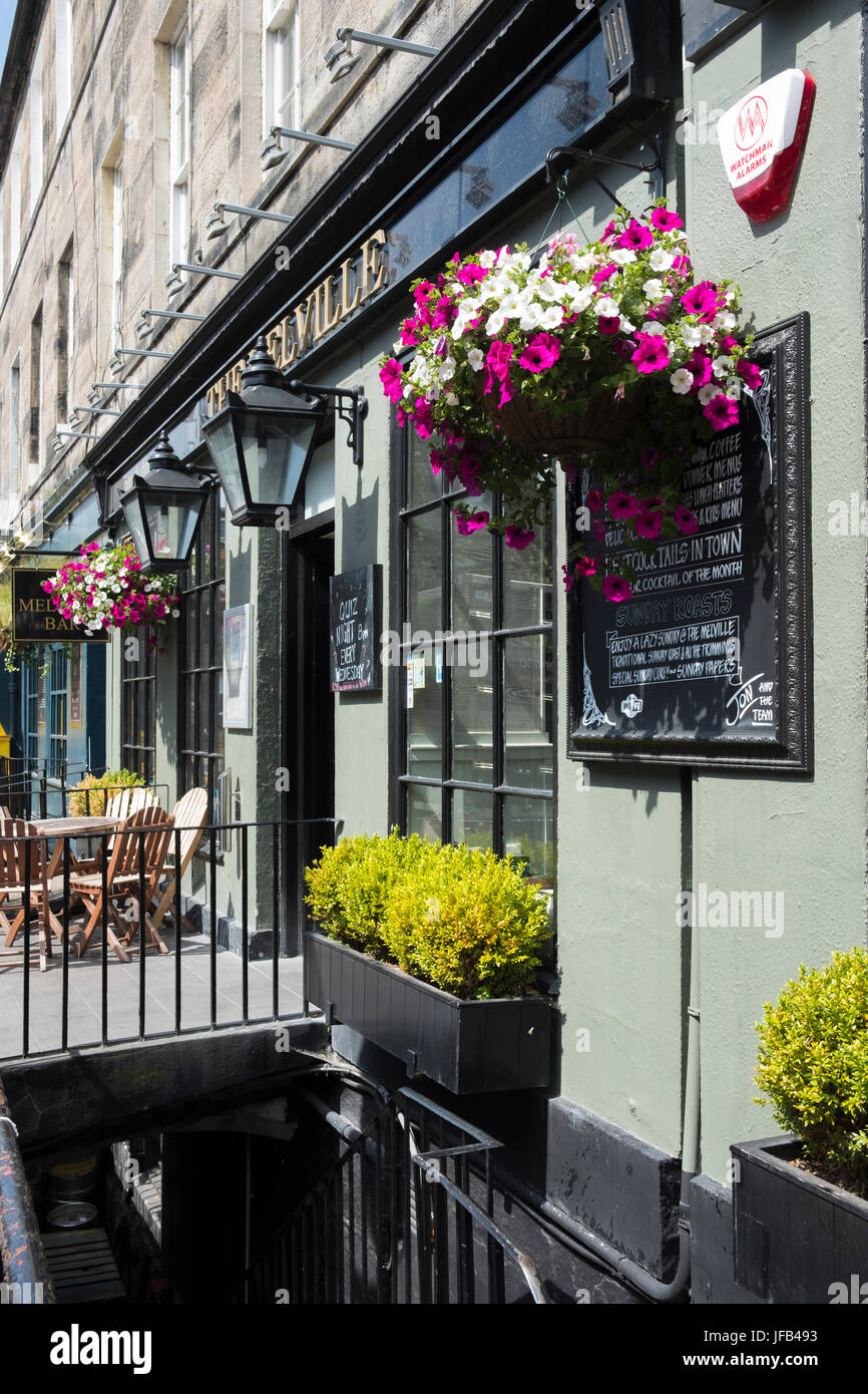 The Melville Bar in William Street, Edinburgh Stock Photo Alamy