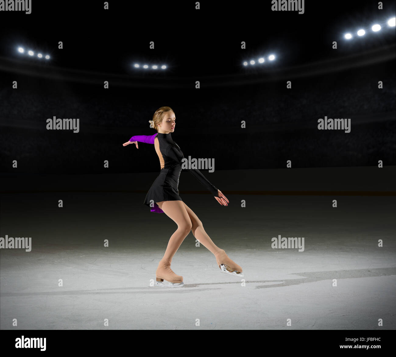 Sporting figure hi-res stock photography and images - Alamy