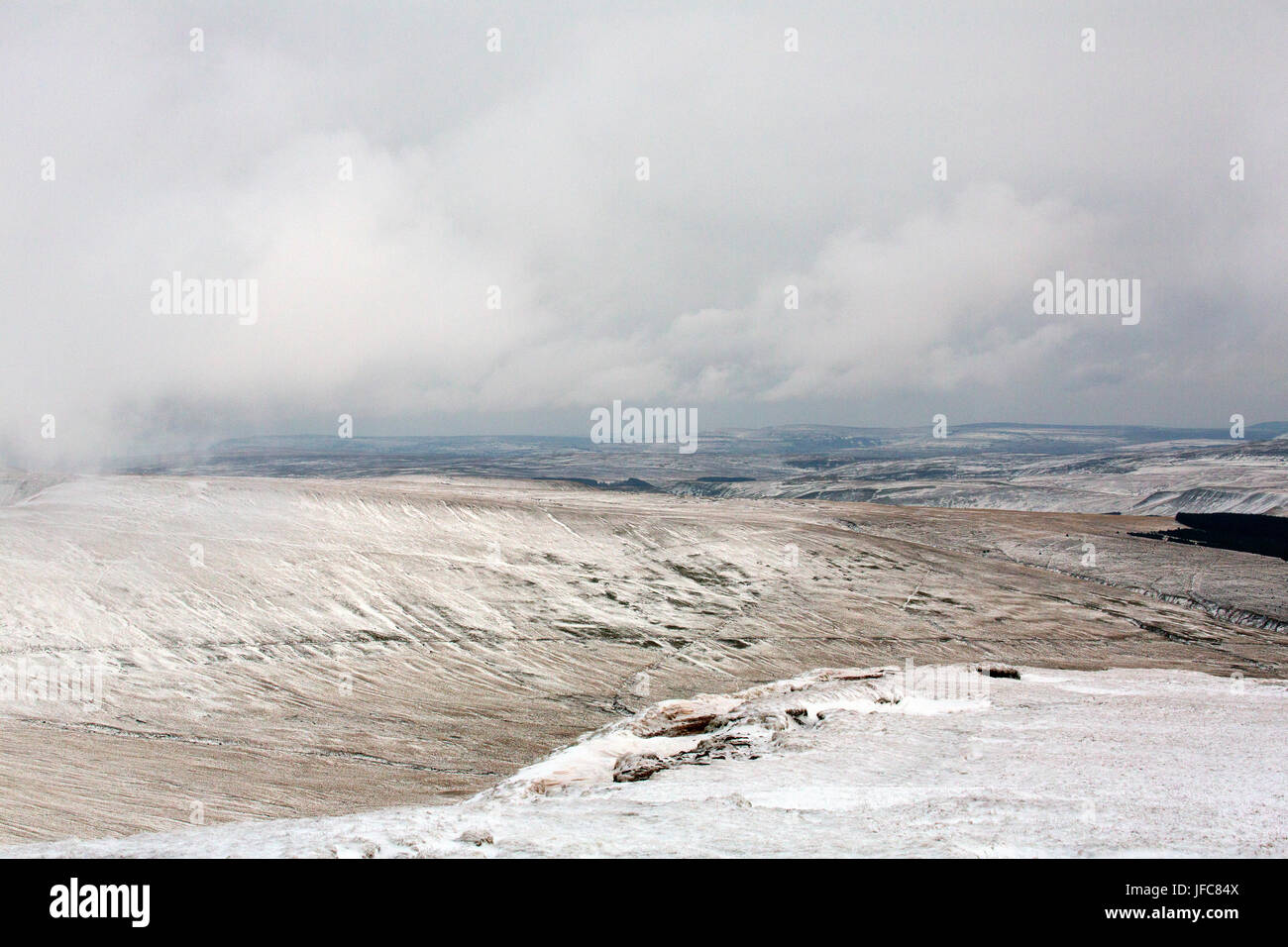 Pen Y Fan Snow Scene with Dangerous Climbing Conditions Stock Photo Alamy