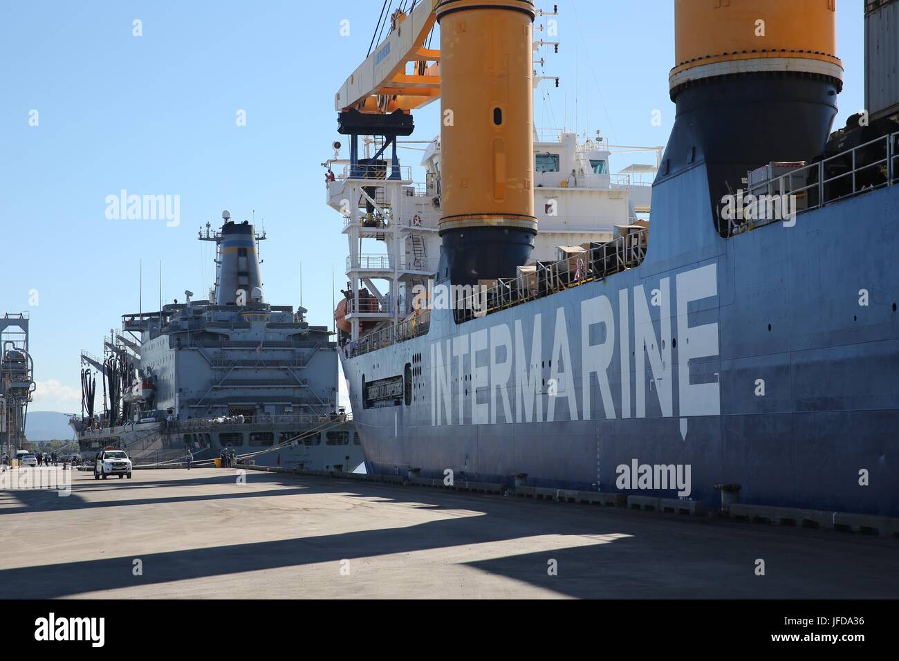 170628NIX266002 GLADSTONE, Australia (June 26, 2017)—The heavylift