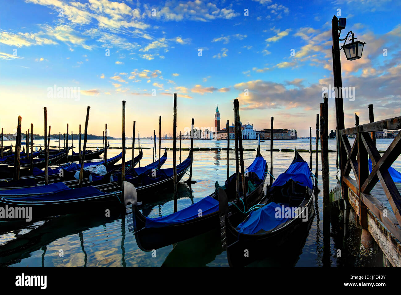 Canal in venice light hi-res stock photography and images - Alamy