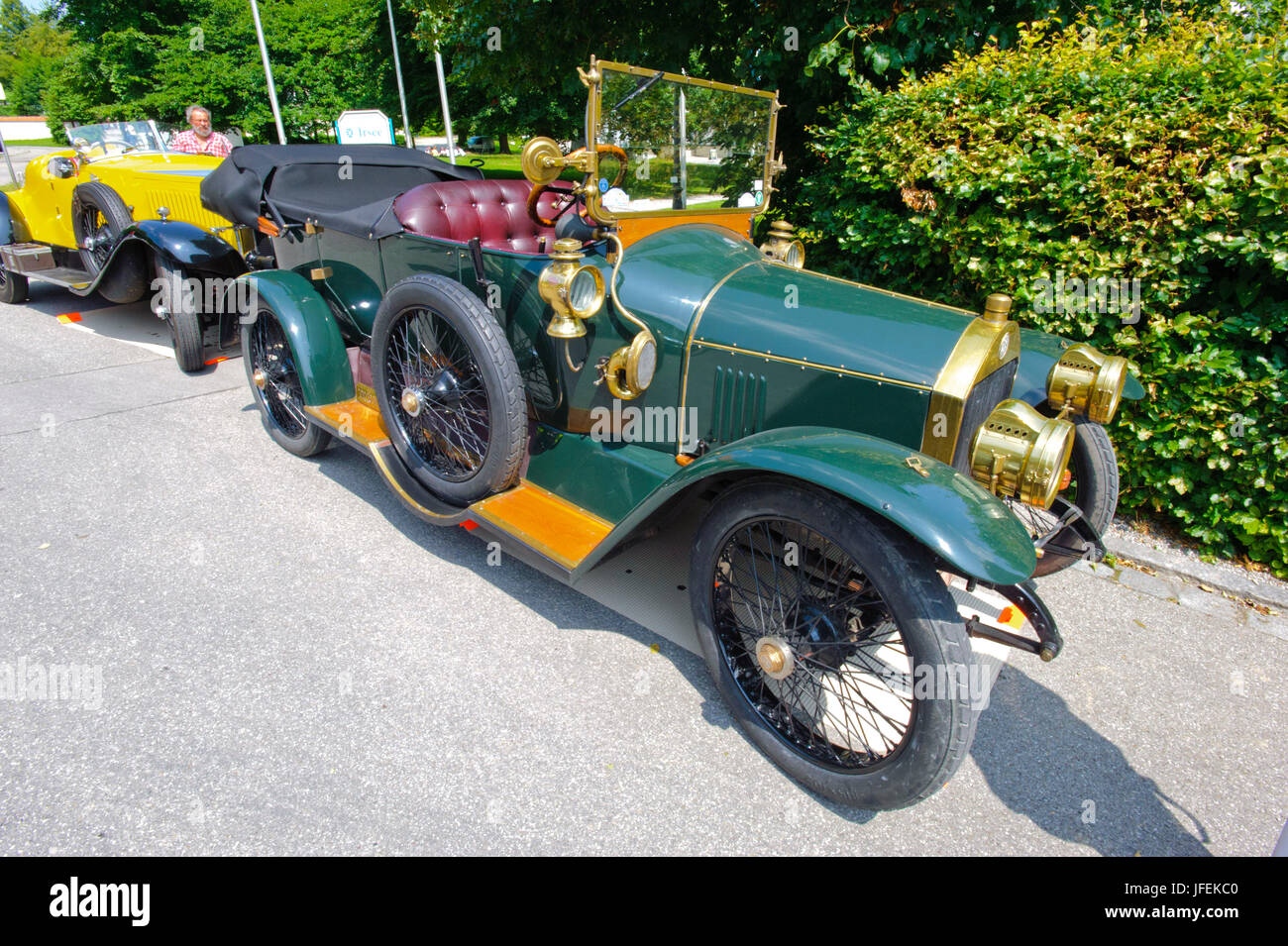 Old-timer rally 'Herkomer contention' in Landsberg in Lech for at least ...