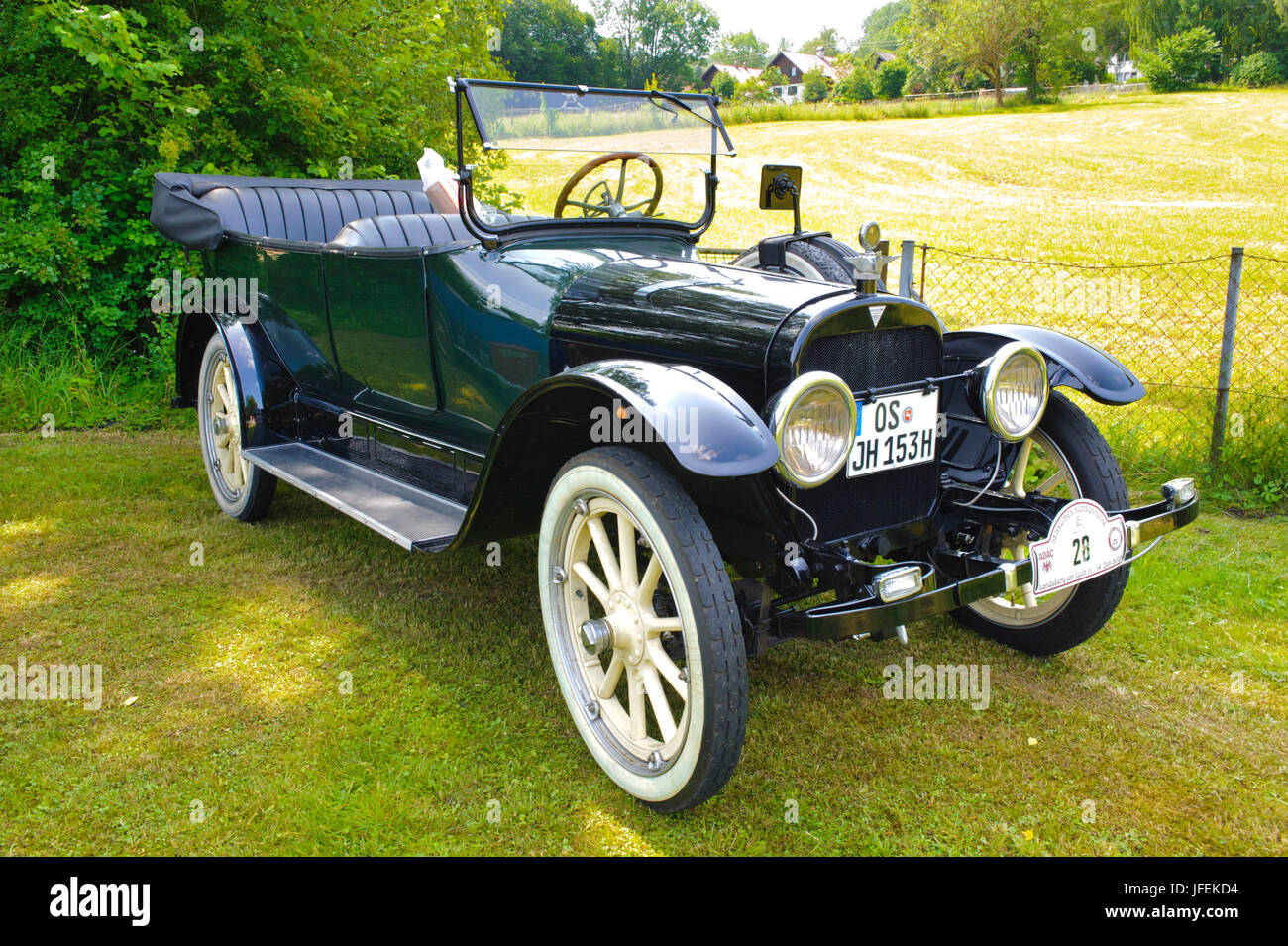 Old-timer rally 'Herkomer contention' in Landsberg in Lech for at least ...