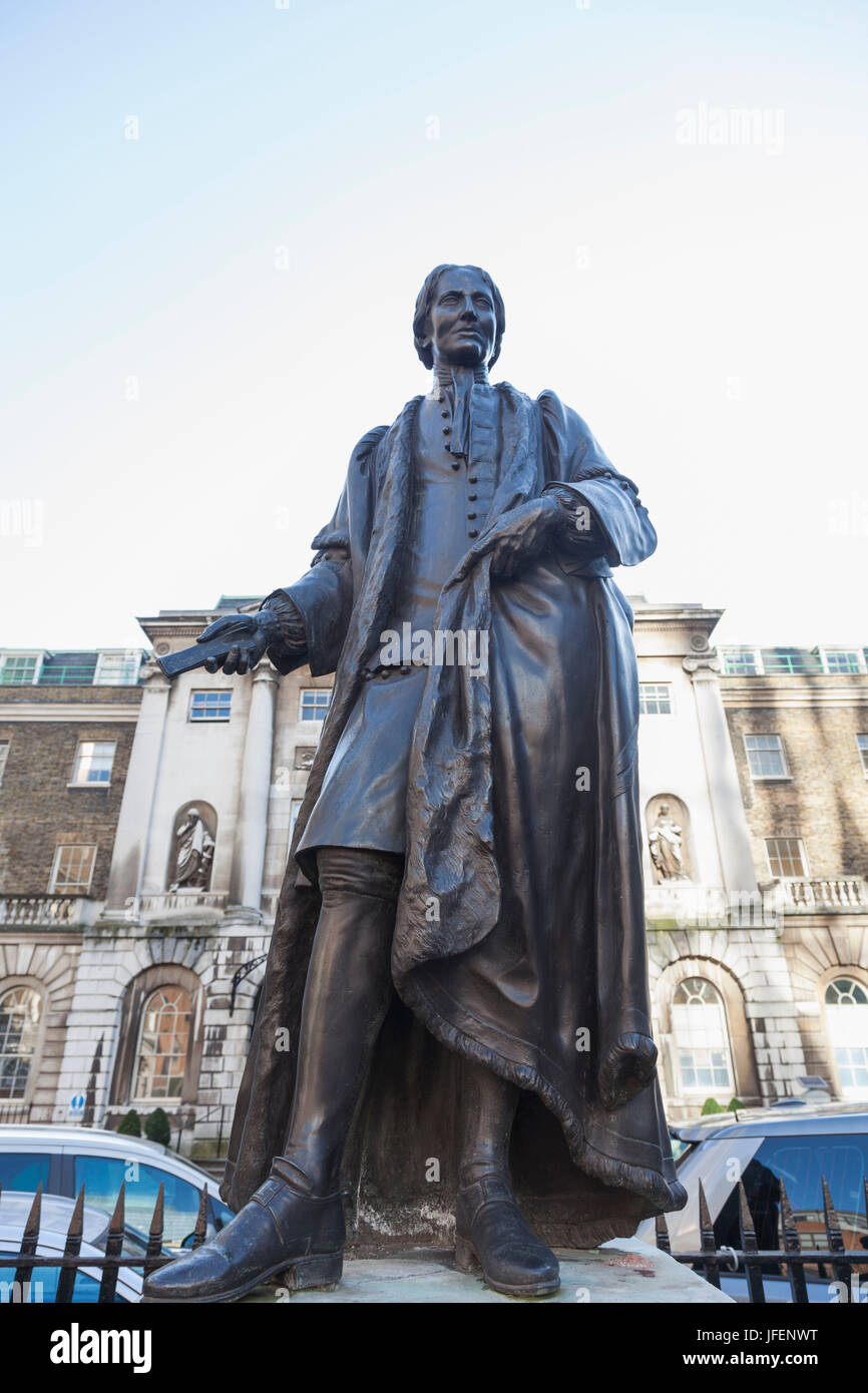 England, London, Southwark, Guys Hospital, Statue of Thomas Guy (1644-1724) Stock Photo