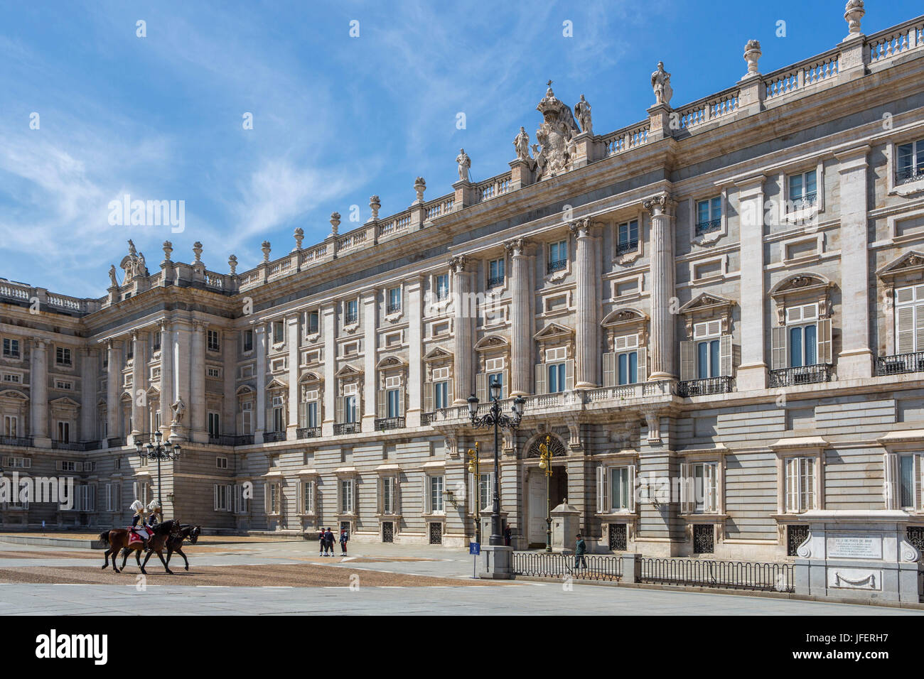 Royal city palace hi-res stock photography and images - Alamy