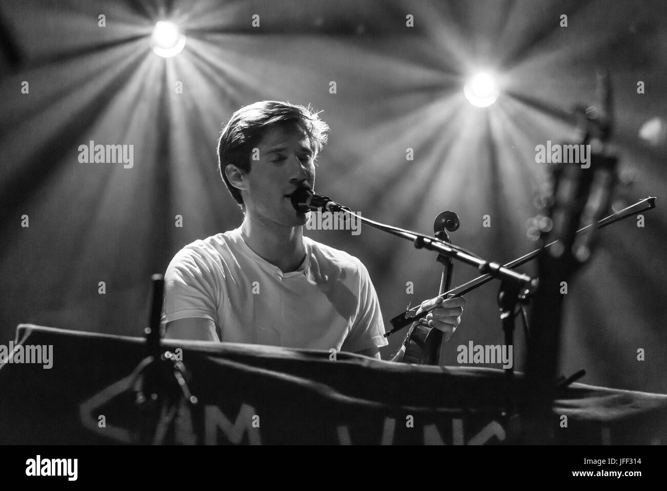 Sam vance law hires stock photography and images Alamy