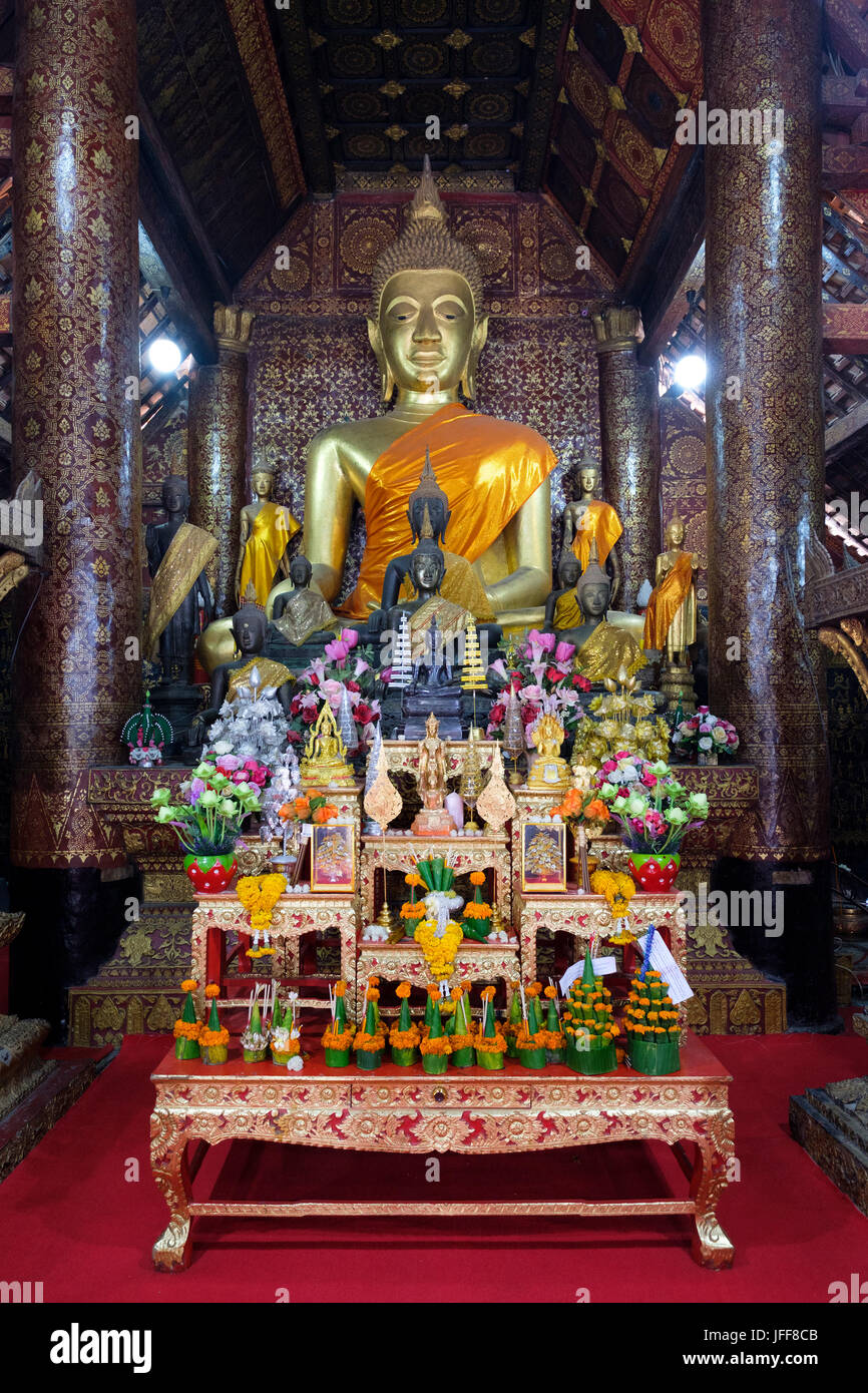 Wat Xieng Thong buddhist temple in Luang Prabang, Laos, Asia Stock ...