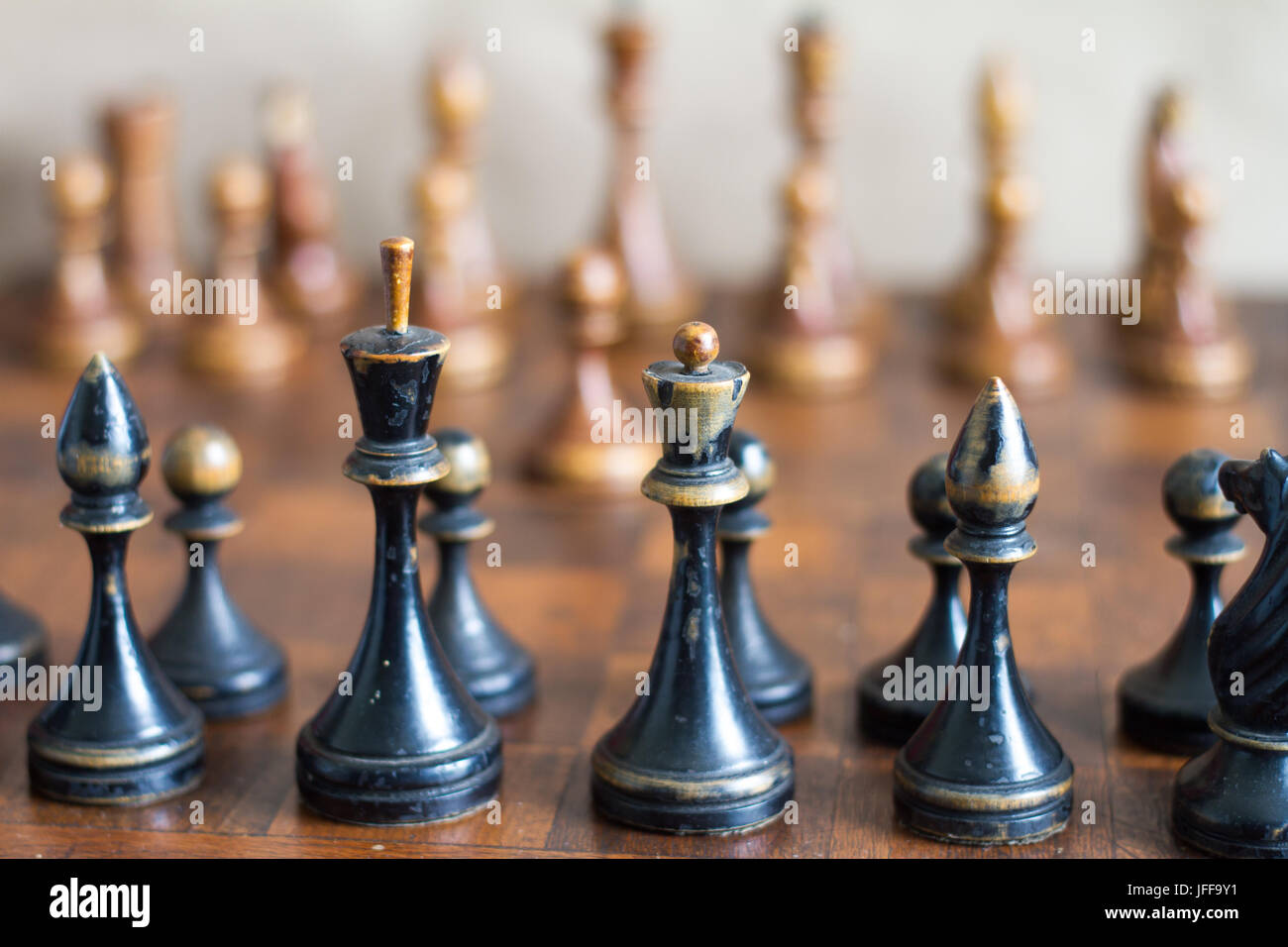 Vintage wooden chess pieces (King and Queen Stock Photo - Alamy