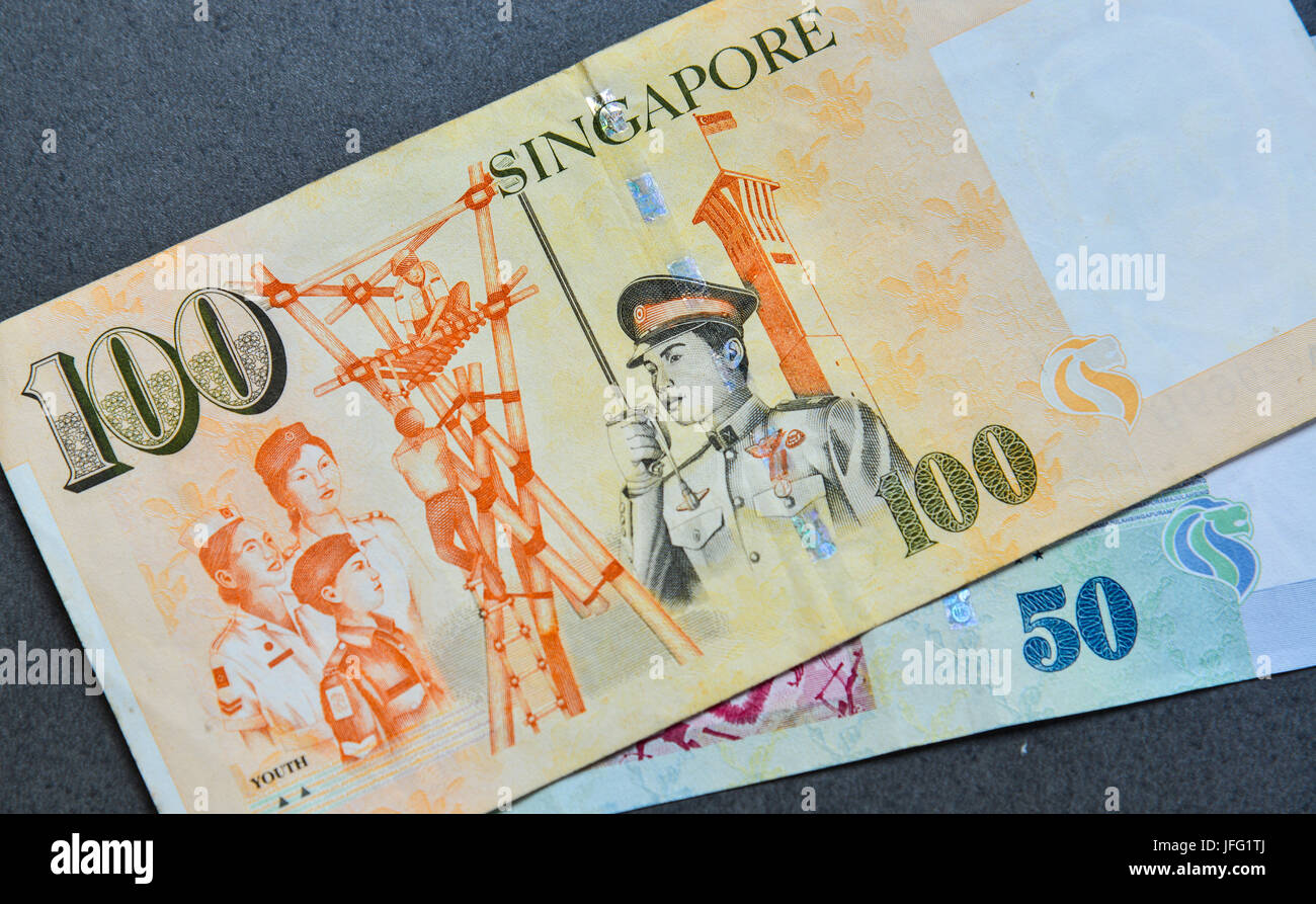 100 Singapore Dollar Note Hi Res Stock Photography And Images Alamy 100 Singapore Dollar Note Hi Res Stock Photography And Images Alamy