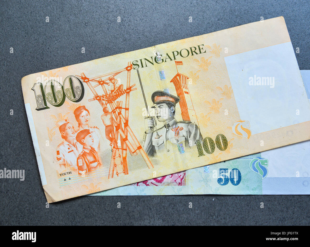 100 Singapore Dollar Note Hi Res Stock Photography And Images Alamy 100 Singapore Dollar Note Hi Res Stock Photography And Images Alamy