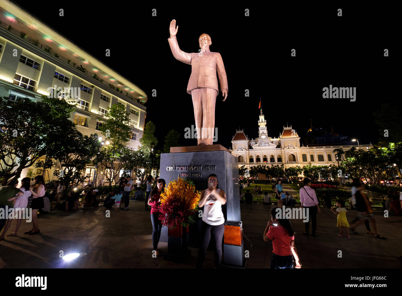 Statue of communist leader Ho Chi Minh in front of the City Hall building, Ho Chi Minh City, Vietnam, Asia Stock Photo