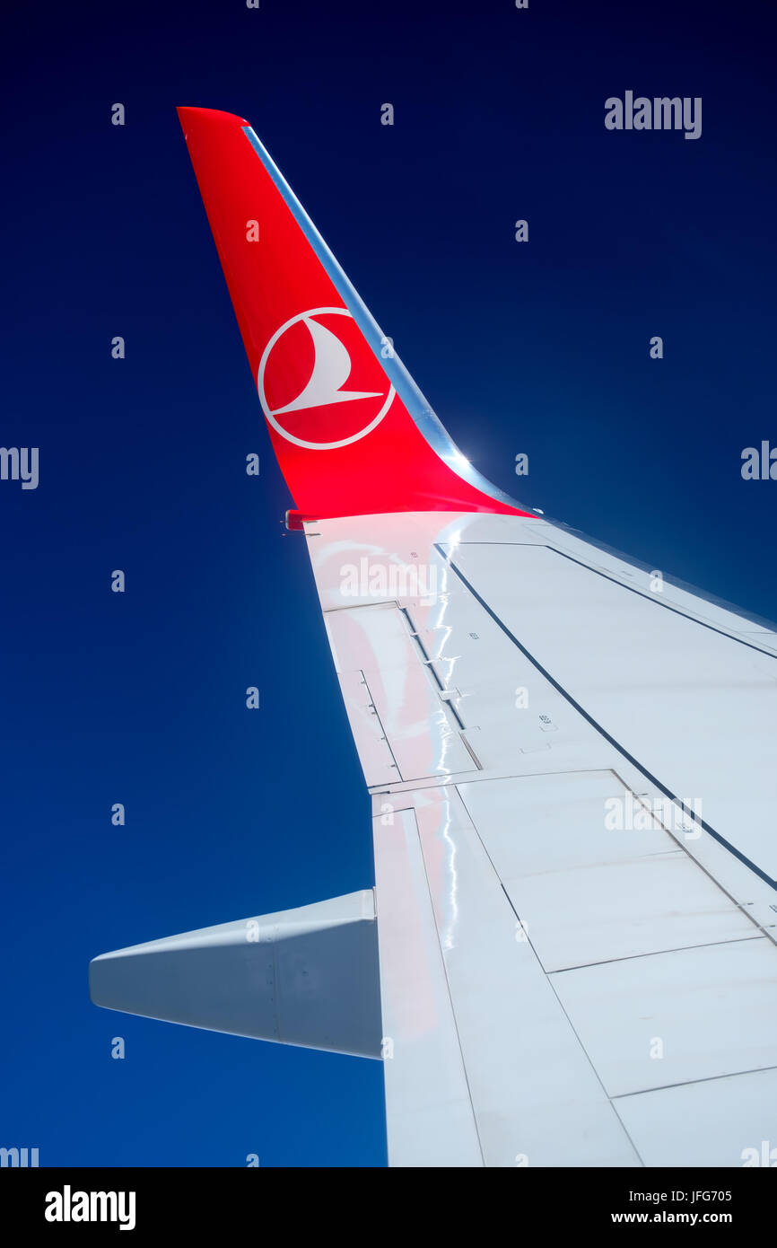 Turkish airlines flying hires stock photography and images Alamy