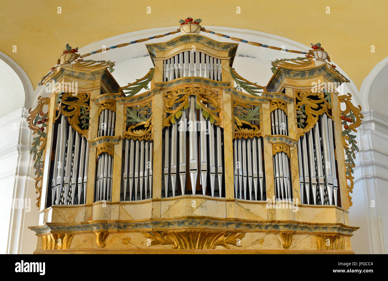 Catholic church historic pipe hi-res stock photography and images - Alamy
