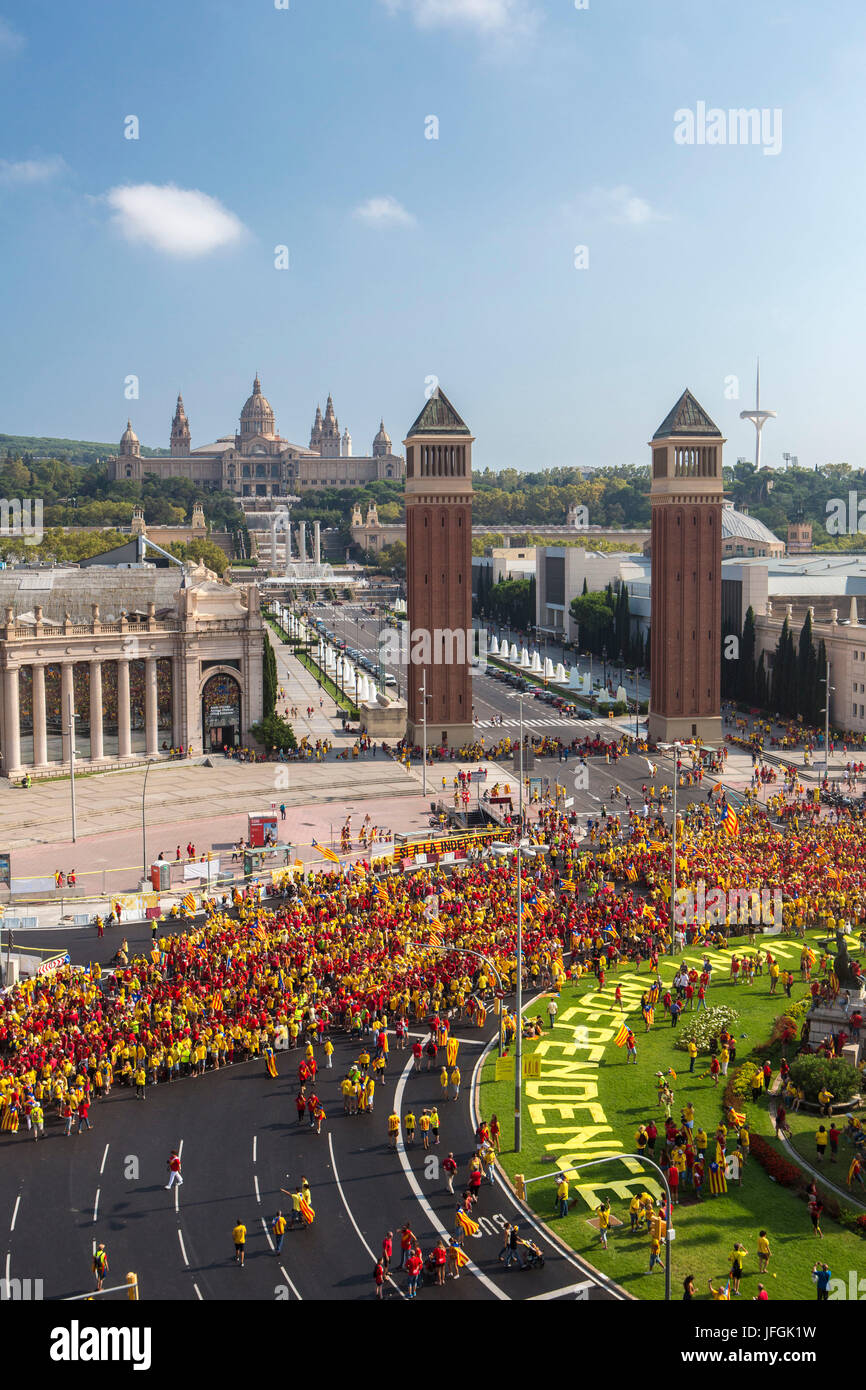 Spain, Catalunya, Barcelona City, España Square, Plaça d'Espanya, Montjuich Hill, Diada Celebration 2014, Human catalan flag Stock Photo