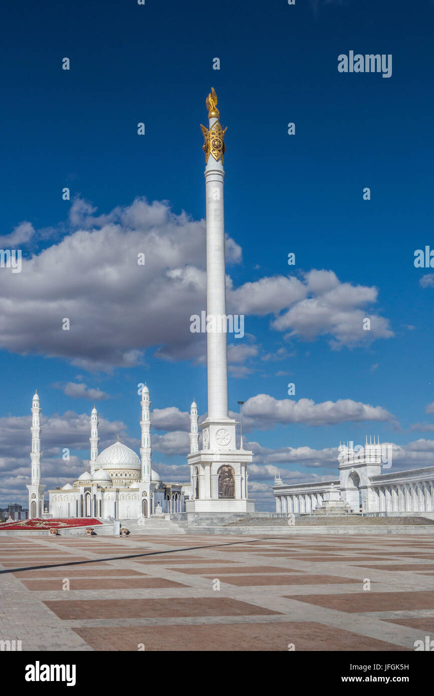 Kazakhstan, Astana City, New Administrative City, Kazak Yeli, Kazakh Country, Monument and Hazret Sultan Mosque Stock Photo